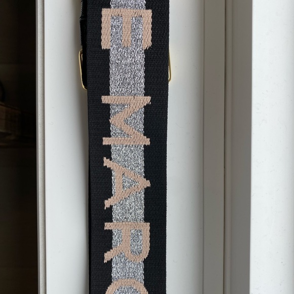 Marc Jacobs Snapshot Bag. Blush pink & grey with pink, black & silver strap - Picture 12 of 16